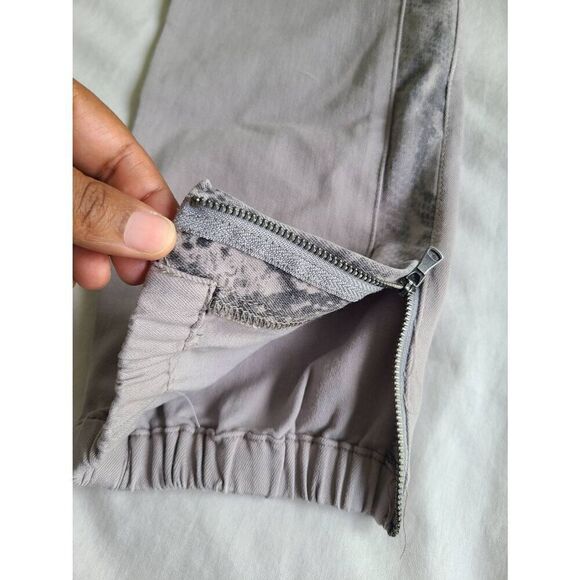 Paige Chino Pants Womens 30 Gray Denim Straight Leg Regular Fit Slash Pockets - Picture 7 of 9